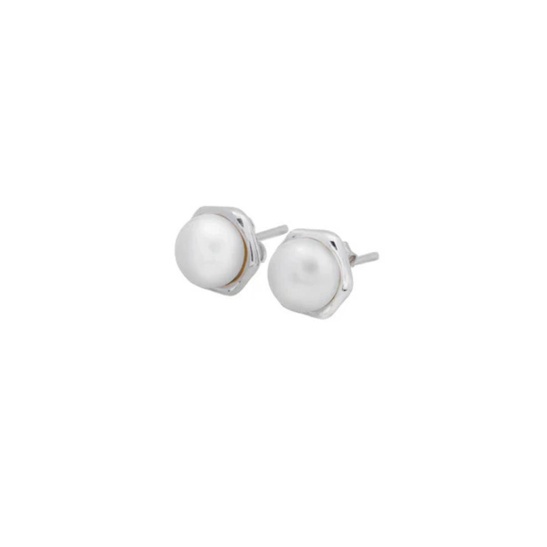 Pearl Studs